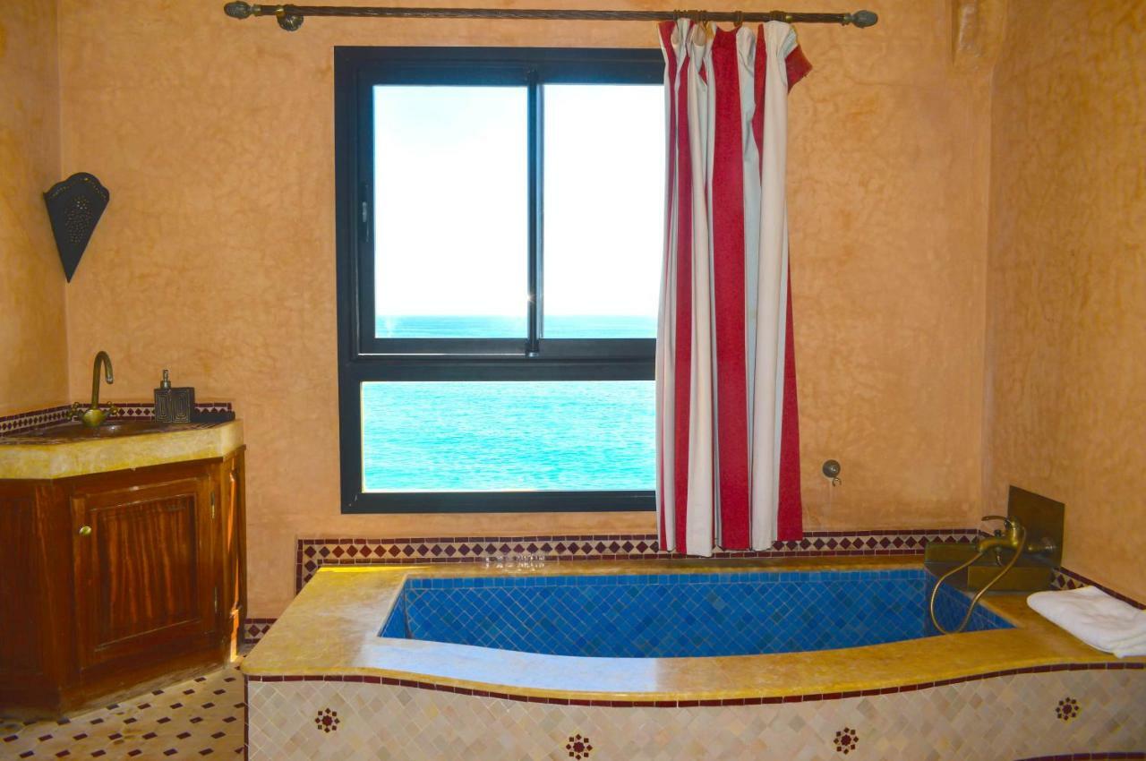 Bouad Seafront Apartments & Rooms Taghazout Eksteriør bilde